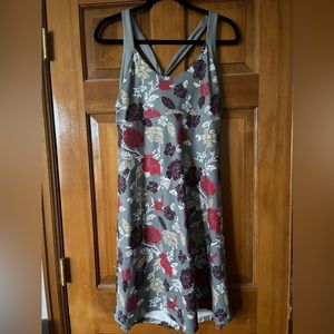 Patagonia dress size L